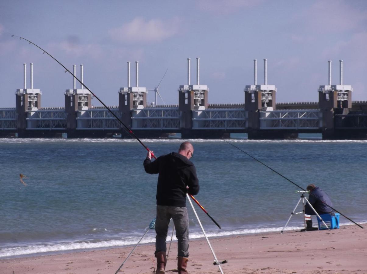 Comfortabel Vakantiehuis Aan Zee En Meer ! Kamperland Luaran gambar