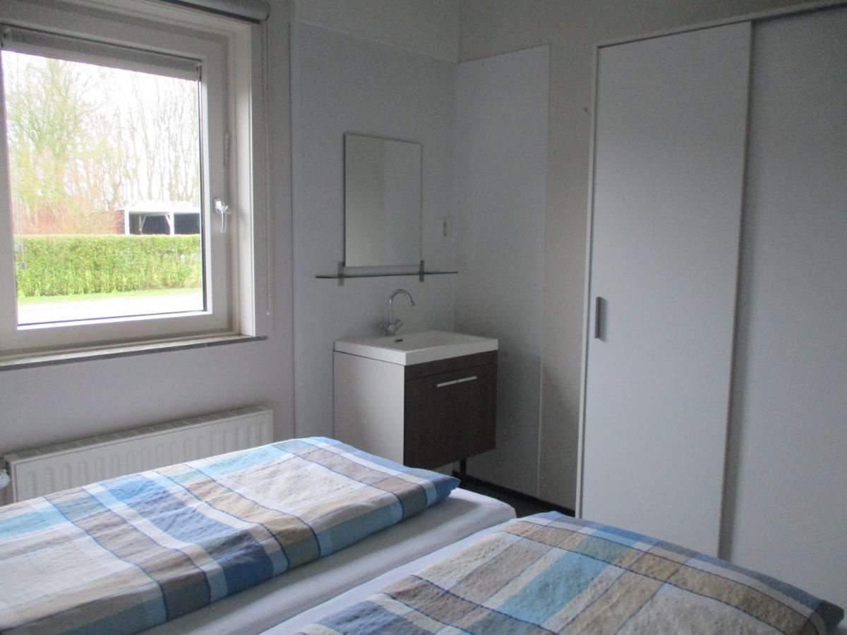 Comfortabel Vakantiehuis Aan Zee En Meer ! Kamperland Luaran gambar